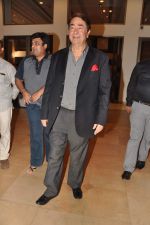 Randhir Kapoor at Prabodh Dhavkhare_s birthday bash in Blue Sea, Mumbai on 28th May 2013 (77).JPG